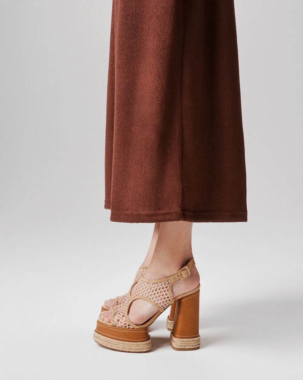 Almeja Platform Espadrille Sandal in Terra
