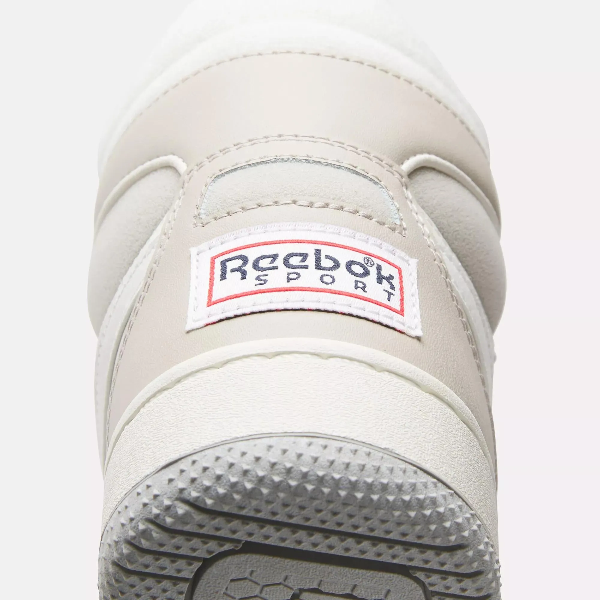 BB 4000 II Mid Basketball Shoes