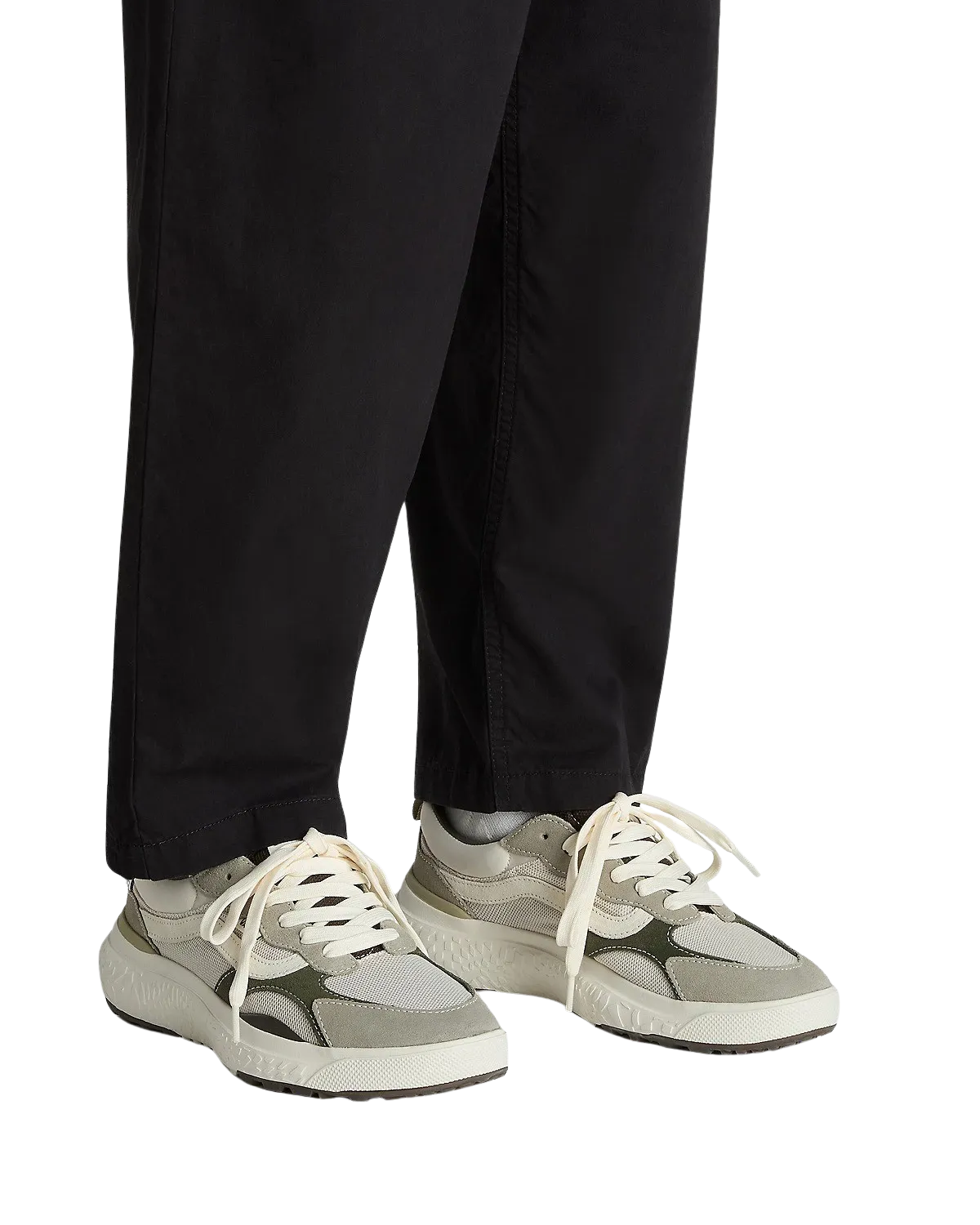 MTE Ultrarange Neo VR3 Shoes in Light Brown & Multi