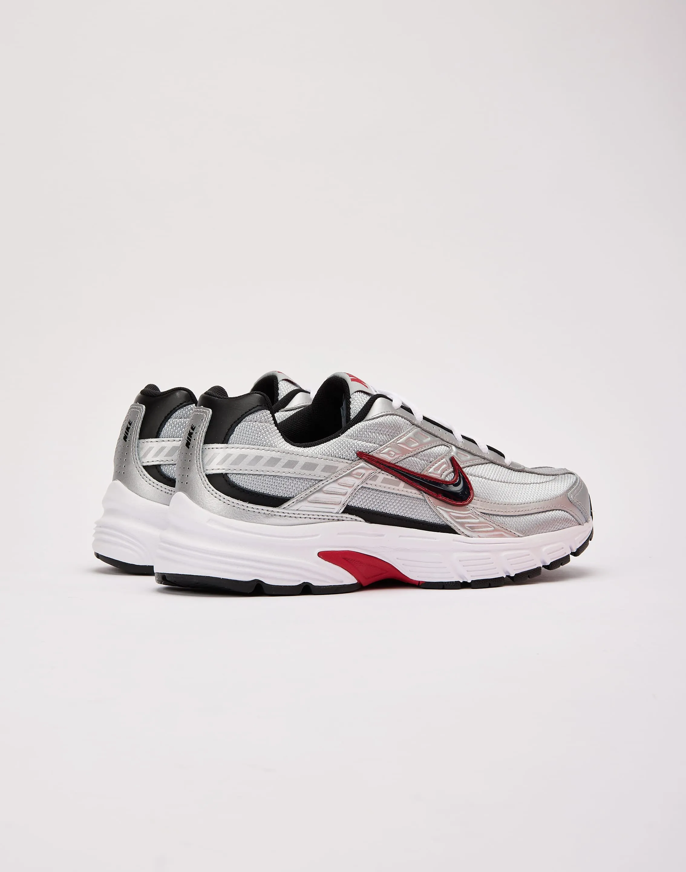 Nike Initiator