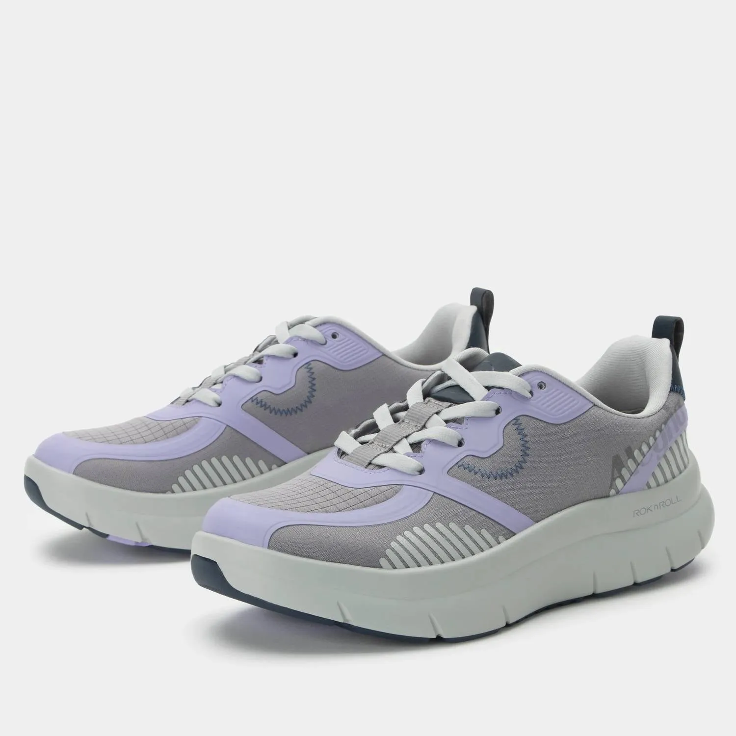 Women's Solstyce Shoes In Digital Lavender